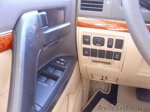 Toyota Land Cruiser 4.0 DLX 9 MT Цена 44000$ 