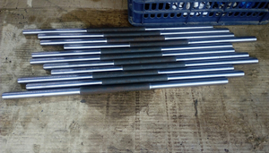 Шпильки анкерные,  фланцевые,  резьбовые изготавливаем