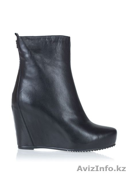 Платье.Mango.б/у ,Шапка-меховая,Сумка Celine.Танкетка осеняя Clotilda. - Изображение #3, Объявление #823030