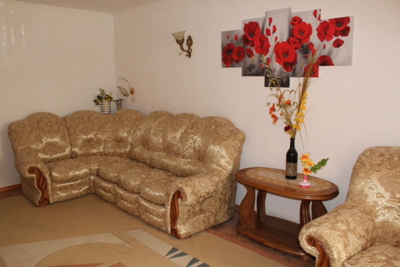  2ком. кв-ру 4 микр.68 дом 1этаж отдельный вход.  - Изображение #9, Объявление #651241