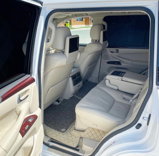 Lexus 570 с Водителем! БекетАта, Аэропорт, Часовая, Месторождения, Доставка! - Изображение #2, Объявление #1723282